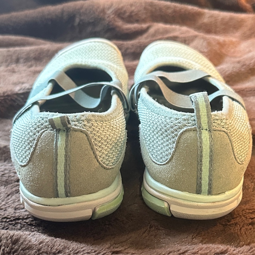 Keen Hush Knit Light Green Casual Mary Jane Shoes - Picture 5 of 14